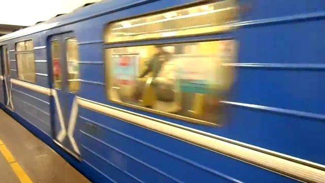 Нижегородское метро. "Точка 6" и "Номерной" на станции ''Московская'', 2015