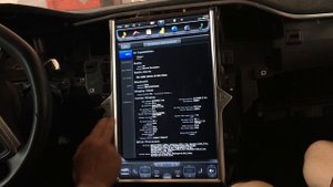 Перепрограммирование Tesla Model S