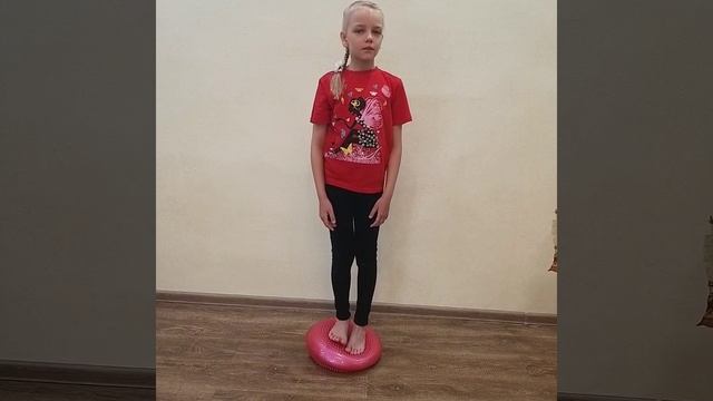 Нейрокоррекция на балансировочной подушке смотреть онлайн