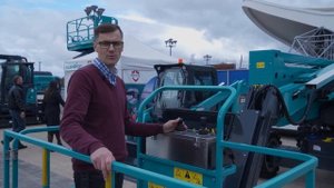 Коленчатый дизельный подъемник Sunward SWA16J. Рабочая высота 16 метров. Полный привод.