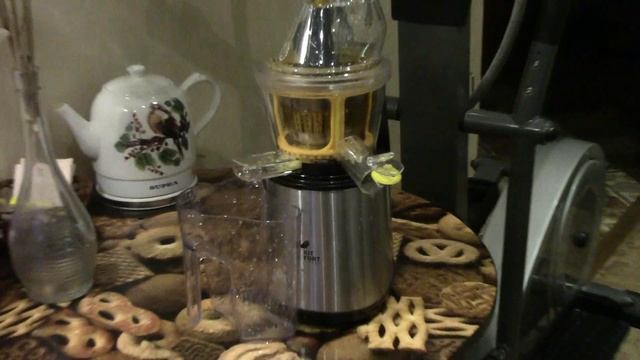 Обзор Шнековой соковыжималки Kitfort KT-1102-3 смотреть онлайн