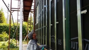 Утепление Обрешетка на стены фасада Деревянного дома из бруса 150-150 Качественно.