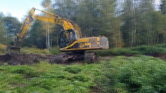 Капаем большой пруд! Работа Экскаватора JCB ! Нашли Бобра смотреть онлайн