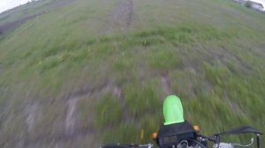 kawasaki super sherpa  на кроссовой трассе.