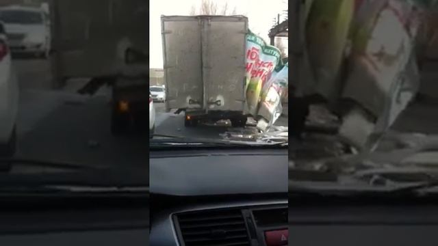 Вот так нужно открывать молоко! смотреть онлайн