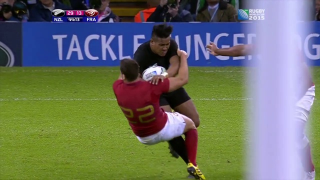 Сумасшедшие моменты в регбийном матче All Blacks - France смотреть онлайн