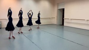 Азербайджанский танец "AQ CİCEK" (Водный цветок)