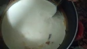 Топлёное молоко из духовки и ряженка.