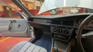 Lot 46 - Mercedes 190 1988 | SWVA October Classic Sale