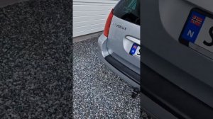 Замена тормозной жидкости Peugeot 307SW часть 3