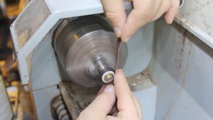 Как сделать кольцо из дерева своими руками.