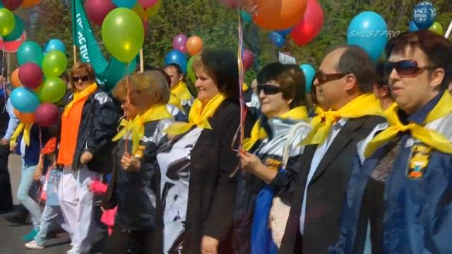 ВТЗ 1 Майское шествие смотреть онлайн