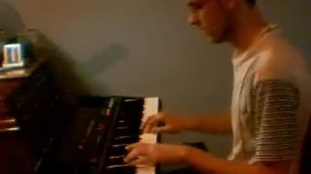 Teclado Yamaha PSR - 310 смотреть онлайн