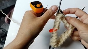 Вяжу носок пятью спицами