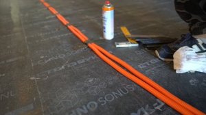 Крепление электрики | сантехники | отопления по шумоизоляции