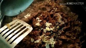 Индюшиные сердечки с печенью тушёные в сметане