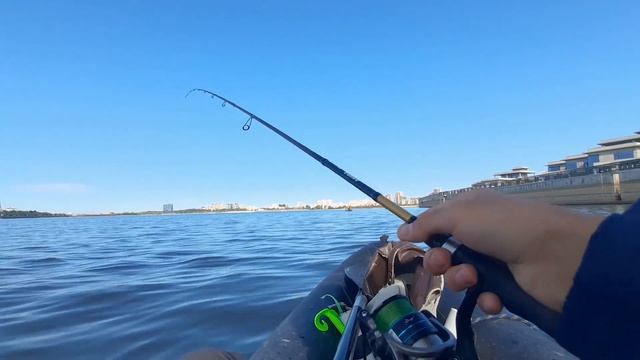 Проверил зимние точки, а там тучи судаков! Казанка. смотреть онлайн