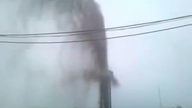 Выброс на буровой смотреть онлайн