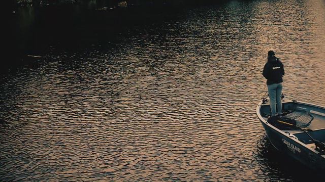 2023 Simms Challenger Rain Suit & Gear смотреть онлайн