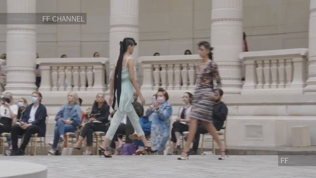 Chanel | Haute Couture Fall Winter 2021/2022 | Full Show смотреть онлайн