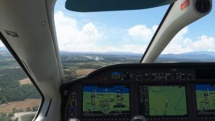 Landing in  Aeroport de Girona — Costa Brava (LEGE). MFS 2020