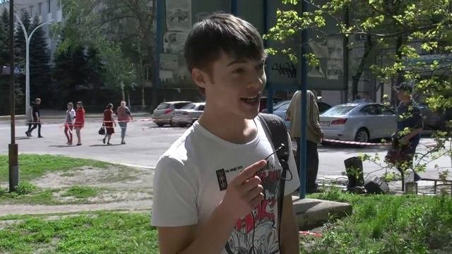 Тест радиомикрофона. Радио ловит хорошо:)))