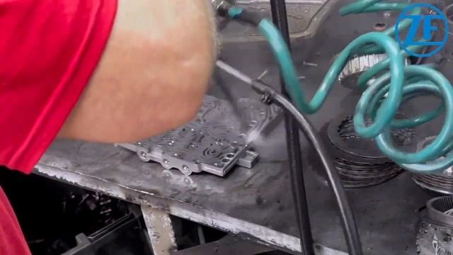 АКПП от дилера "Рейндж Ровер" смотреть онлайн