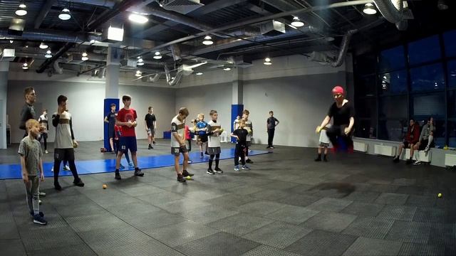Тренировка Маша Чооду, Спорт-жонгляж. Сборы вратарей ХК Балашиха, 30.12.2020г.