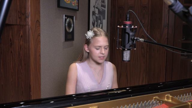 Elvis Presley - If I can dream (Piano cover by Emily Linge) смотреть онлайн