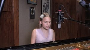 Elvis Presley - If I can dream (Piano cover by Emily Linge)