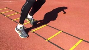 Упражнения на координационной лестнице