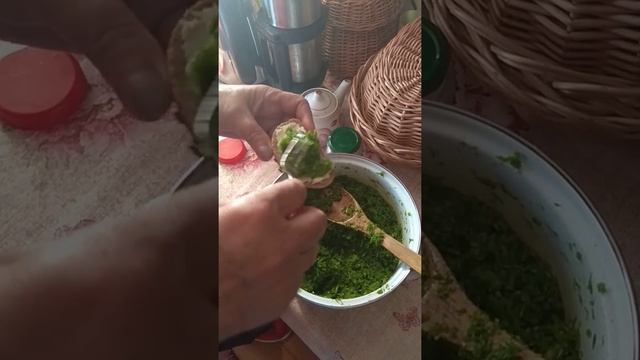 Что приготовить из чесночных стрелок? смотреть онлайн