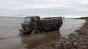 Спасение ГАЗ 66 из синей глины. ЗИЛ 130 с двигателем Д245