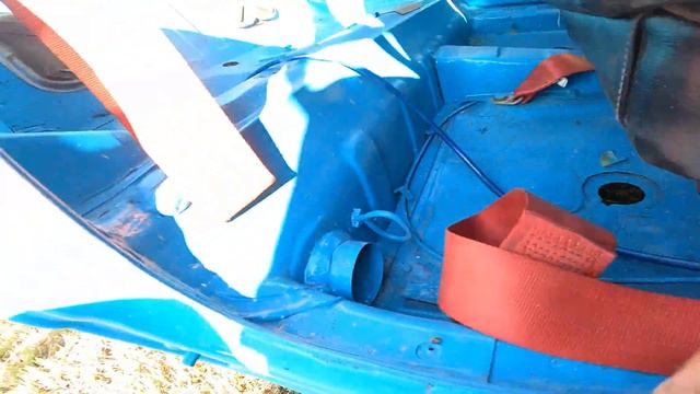 スバルR-2 360cc S46 外装・内装の状態を説明しています。 смотреть онлайн