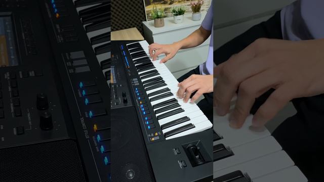 How To Play Electric Guitar with Keyboard? #01 - Yamaha PSR-SX700