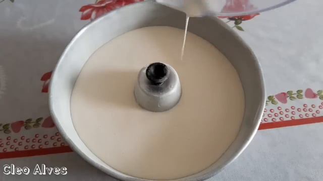 Bolo de goma fácil de liquidificador смотреть онлайн