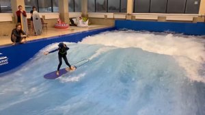Серфинг в Москве на искусственной волне citywave surf Moscow