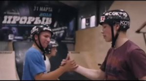 Как научиться делать сложные трюки на самокате