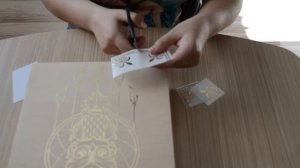 Наклейка золотых стикеров