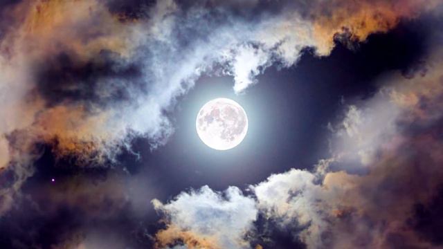 Футаж HD. Луна и облака смотреть онлайн