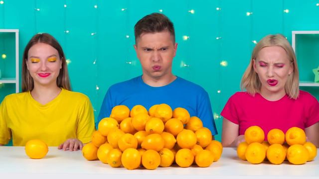 Большая, Средняя и Маленькая еда Челлендж #4 с HAHANOM Challenge смотреть онлайн