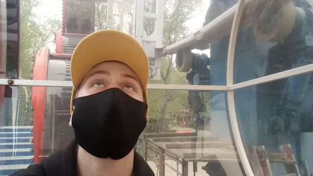 ПРОКАТИЛСЯ НА КОЛЕСЕ ОБОЗРЕНИЯ // ОЧЕНЬ СТРАШНОЕ КОЛЕСО, я чуть не упал... [Влог#2]