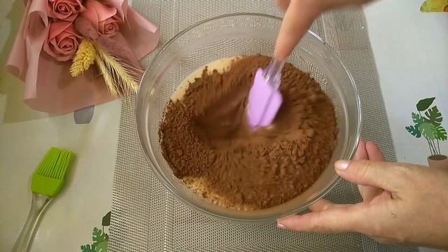 Два стакана кефира и какао.Пирог- пушинка.