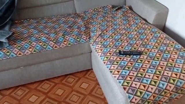 Перетянула диван своими руками #diy #перетяжкамебели