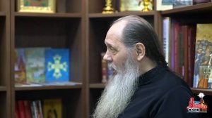 Как вести себя в храме во время каждения?