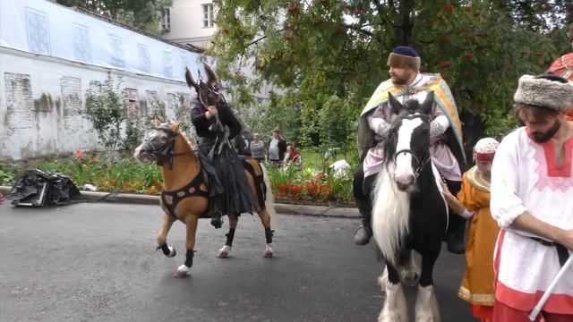 конное представление 400 лет Кирилло-Афанасиевскому мужскому монастырю смотреть онлайн