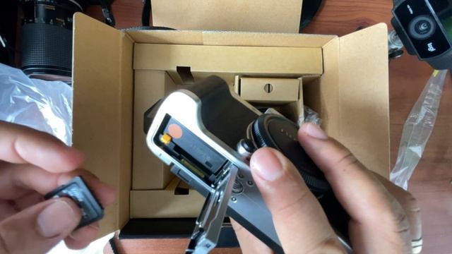 Unboxing cámara Fujifilm X-T200 kit 15 - 45mm f3,5 - 5,6. смотреть онлайн