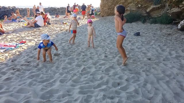 Болгария Аля на пляже гимнастика смотреть онлайн