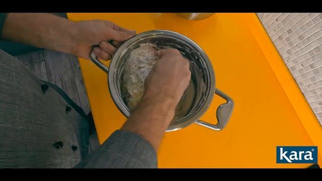 Пасхальный Кулич на кокосовом молоке с миндалем и цукатами