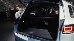 Mercedes GLS 580 AMG Line (2020) In Beautiful Details(720P_HD).mp4